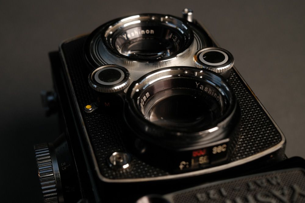 Yashica Mat 124